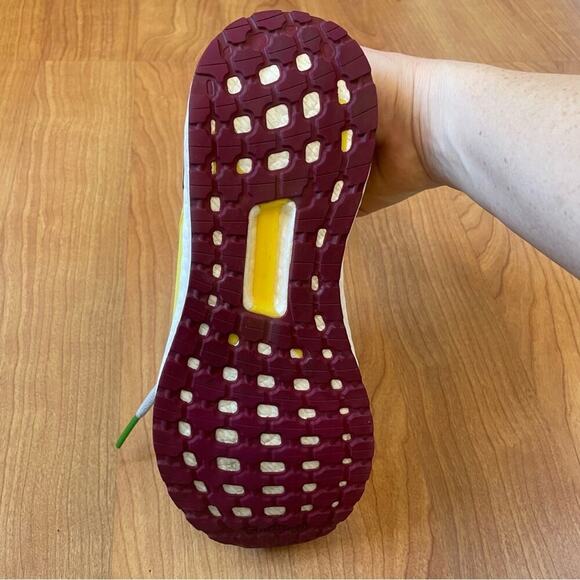 Adidas by Stella McCartney. Style G1568. Women's running sneaker in US 7.5 - Picture 7 of 16